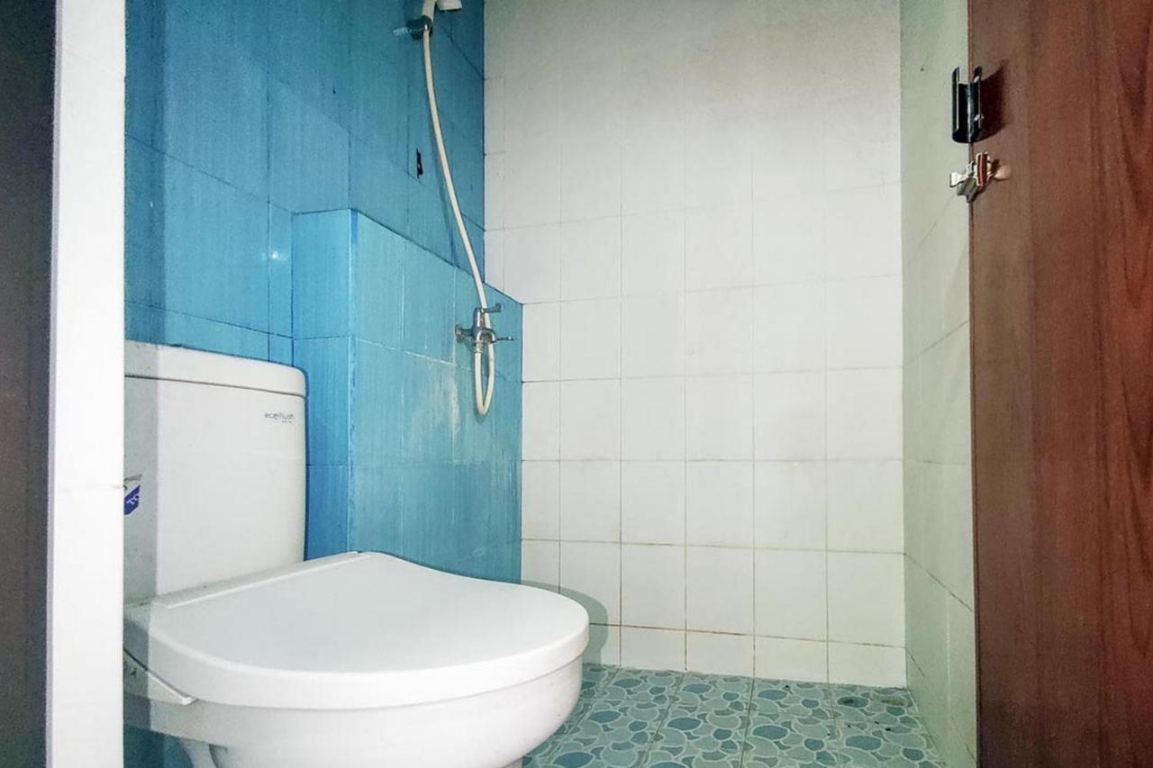 Chandra Graha Guesthouse Palu Ngoại thất bức ảnh